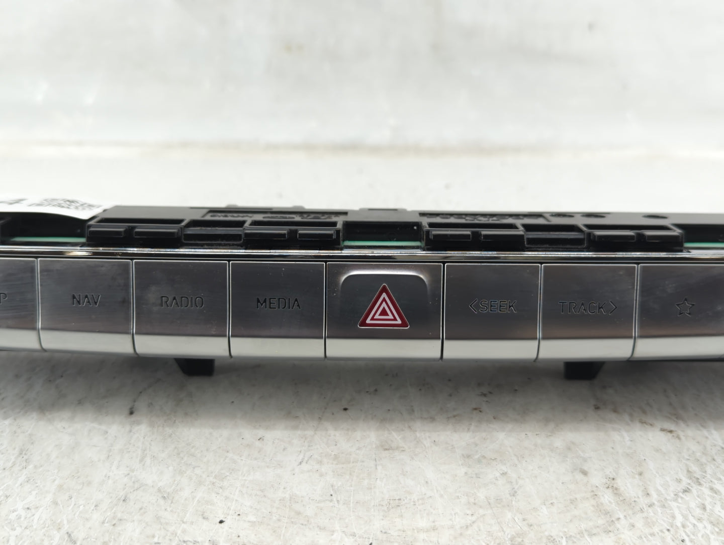 2020-2022 Hyundai Palisade Radio AM FM Cd Player Receiver Replacement P/N:26465899653 Fits Fits 2020 2021 2022 OEM Used Auto