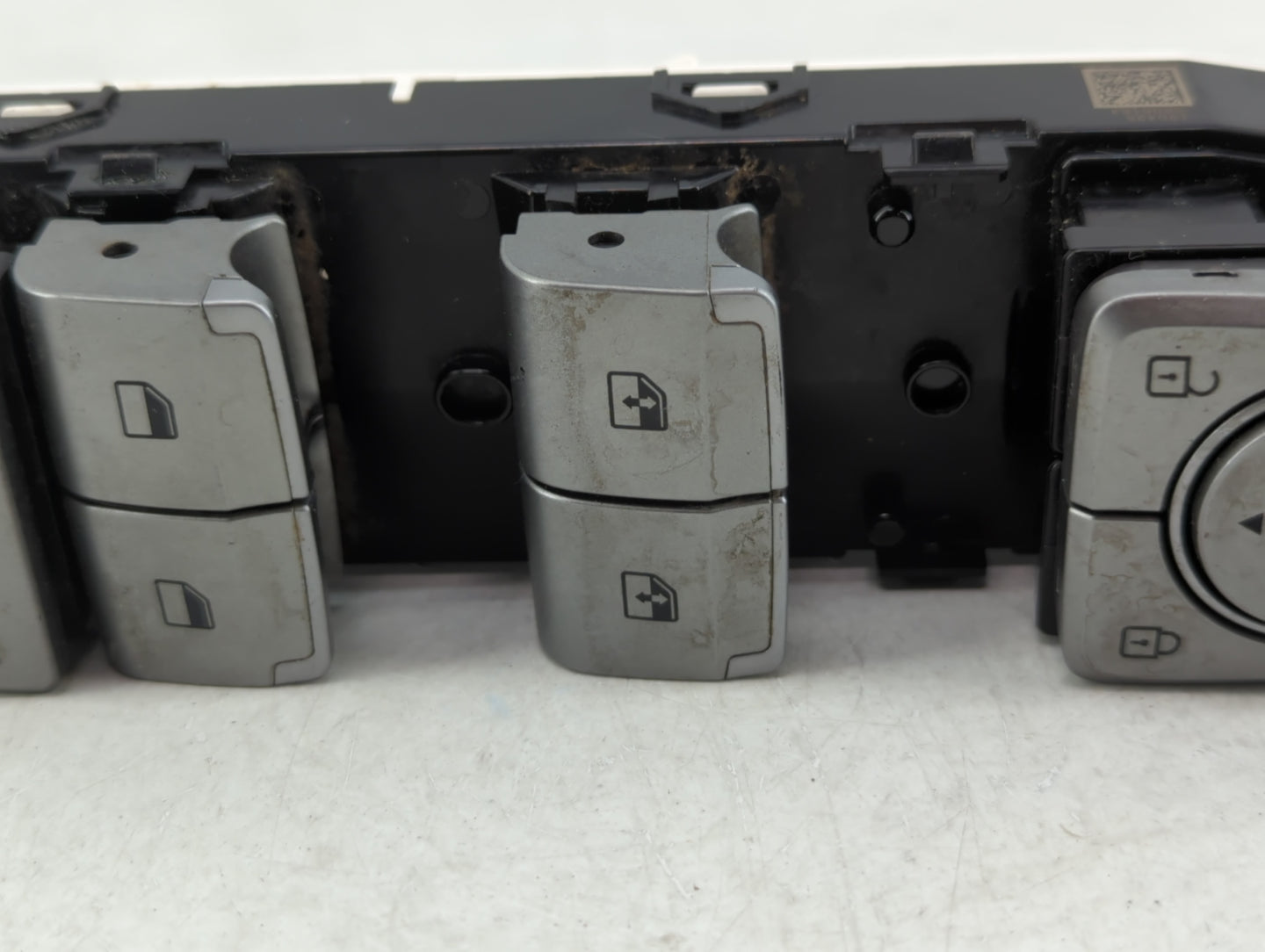 2020 Hyundai Palisade Master Power Window Switch Replacement Driver Side Left P/N:93570S8130SSU 190425 Fits OEM Used Auto Pa