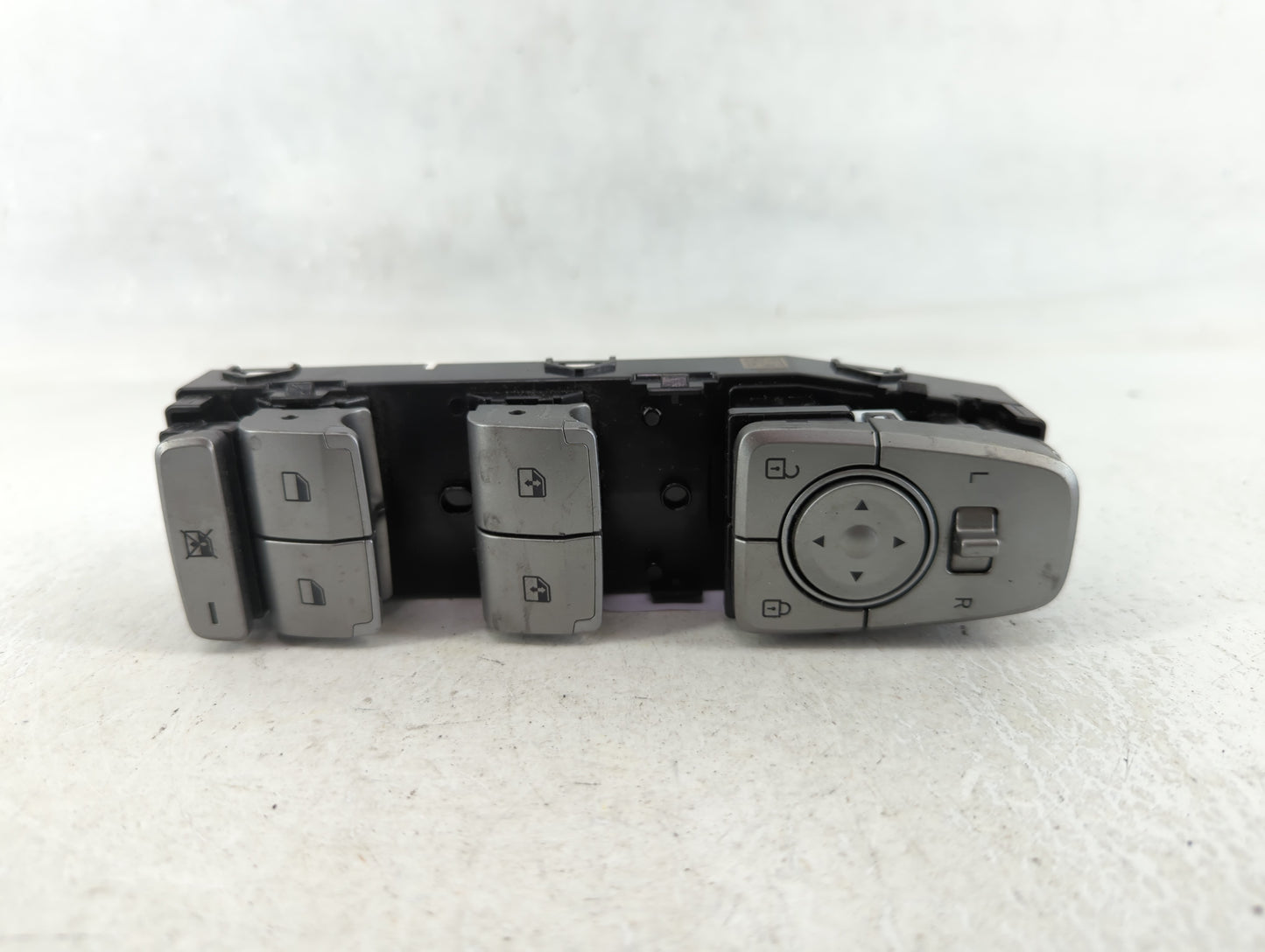 2020 Hyundai Palisade Master Power Window Switch Replacement Driver Side Left P/N:93570S8121SSU 000038, 191126 Fits OEM Used