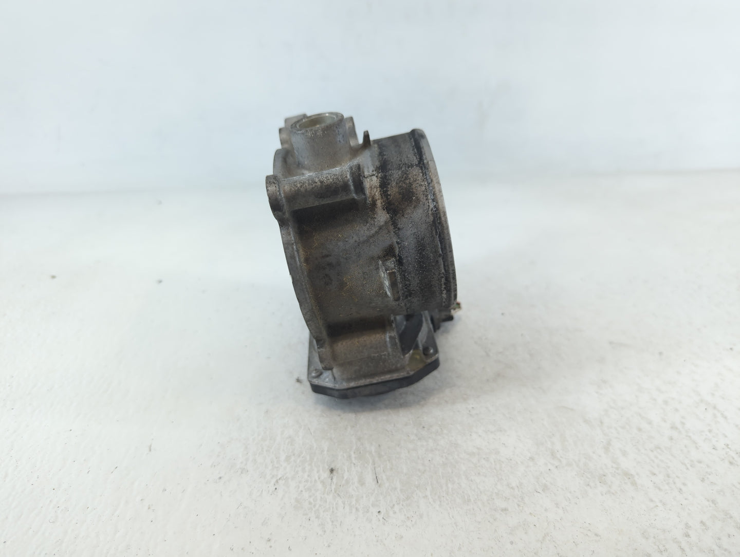 2020-2022 Hyundai Palisade Throttle Body P/N:35100-3L100 Fits Fits 2017 2018 2019 2020 2021 2022 OEM Used Auto Parts - Oemus