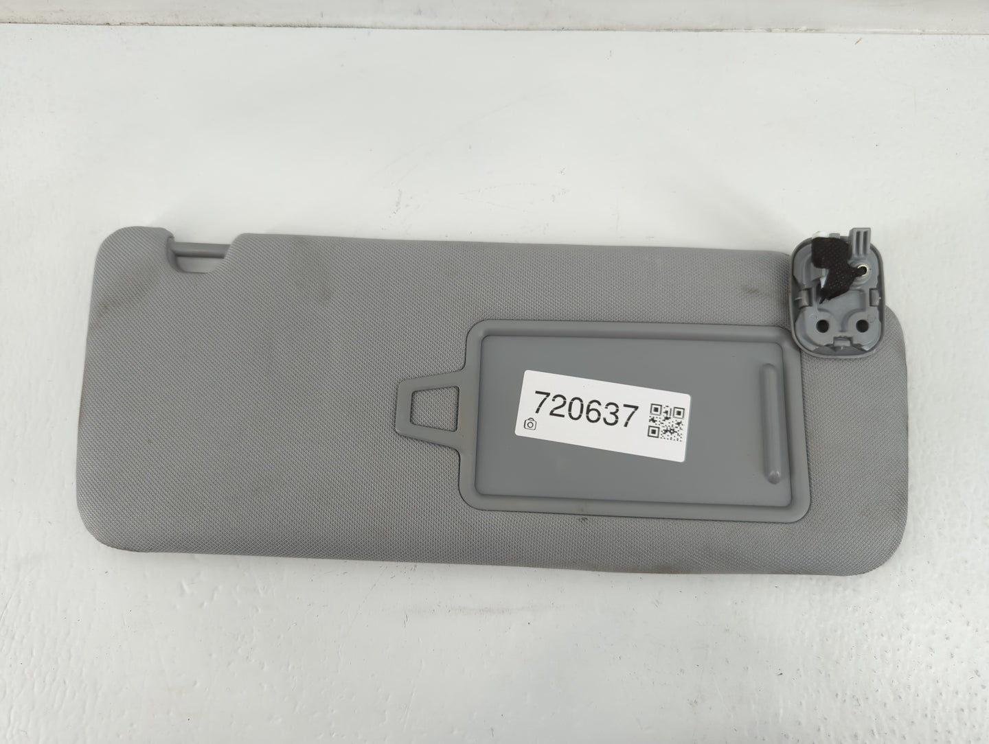 2020-2022 Hyundai Palisade Sun Visor Shade Replacement Driver Left Mirror Fits Fits 2020 2021 2022 OEM Used Auto Parts - Oem
