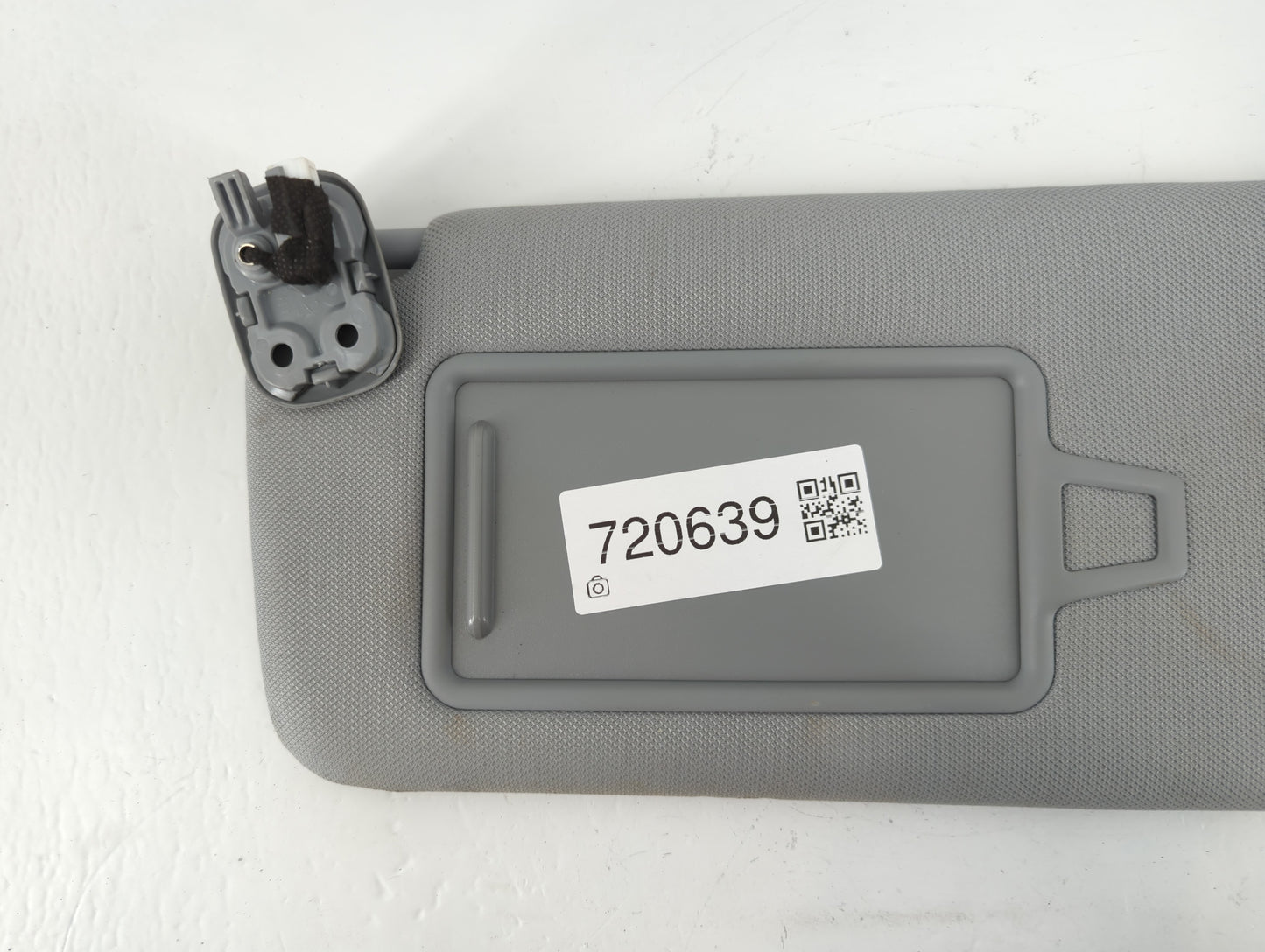 2020-2022 Hyundai Palisade Sun Visor Shade Replacement Driver Left Mirror Fits Fits 2020 2021 2022 OEM Used Auto Parts - Oem