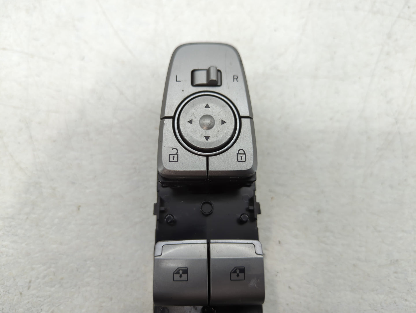 2020 Hyundai Palisade Master Power Window Switch Replacement Driver Side Left P/N:93570S8121SSU 0000316, 190828 Fits OEM Use