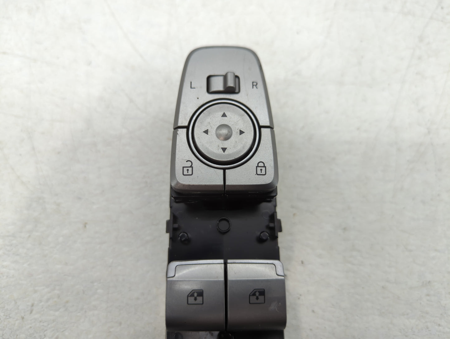 2020 Hyundai Palisade Master Power Window Switch Replacement Driver Side Left P/N:93570S8121SSU 0000316, 190828 Fits OEM Use