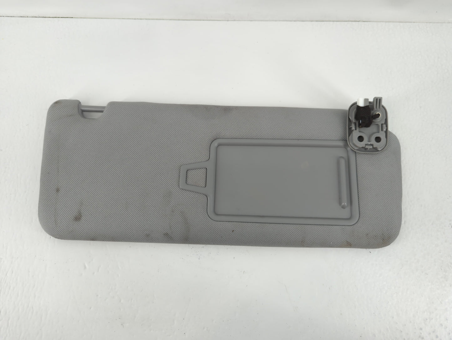 2020-2022 Hyundai Palisade Sun Visor Shade Replacement Passenger Right Mirror Fits Fits 2020 2021 2022 OEM Used Auto Parts -