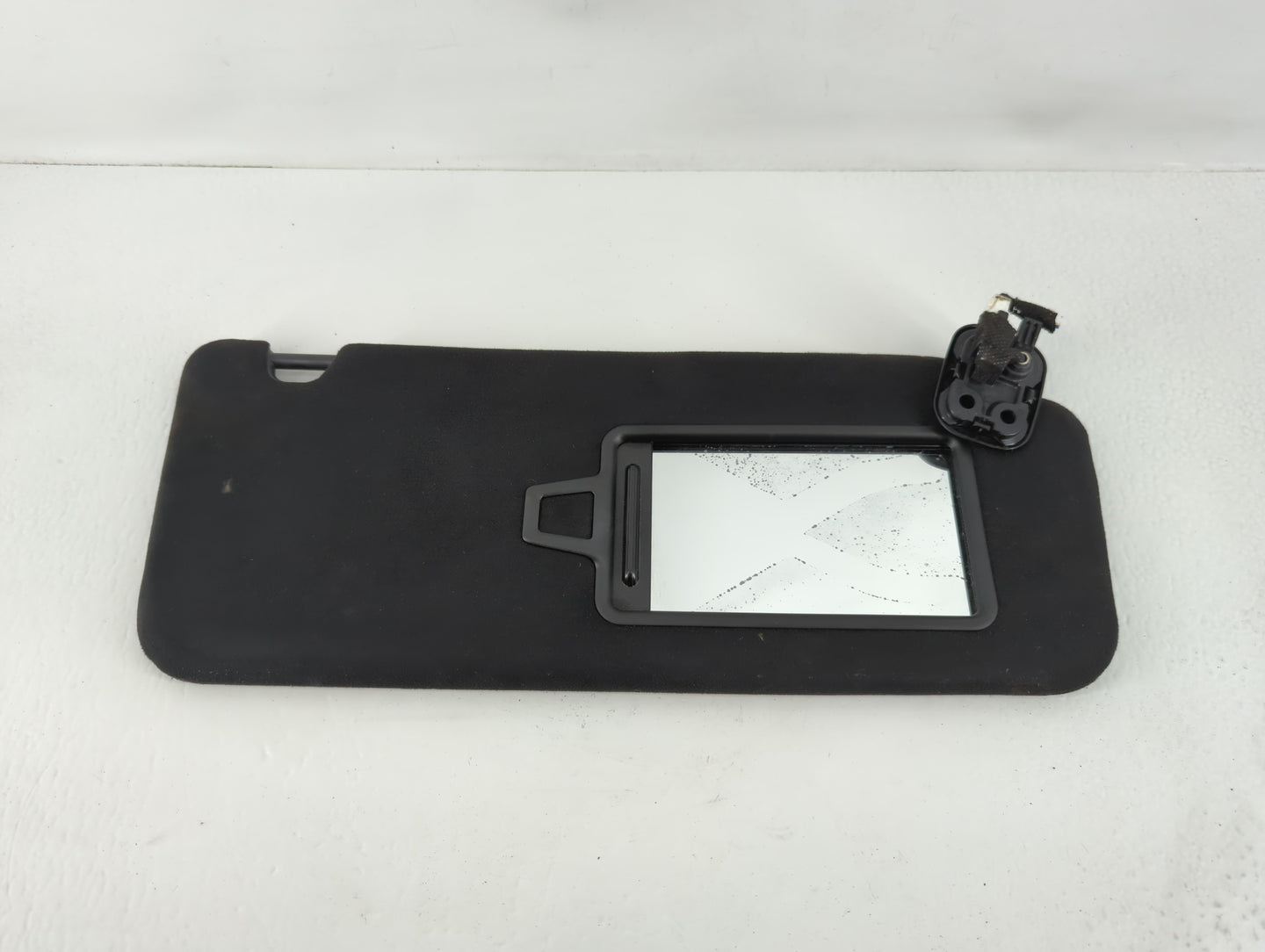 2020-2022 Hyundai Palisade Sun Visor Shade Replacement Passenger Right Mirror Fits Fits 2020 2021 2022 OEM Used Auto Parts -