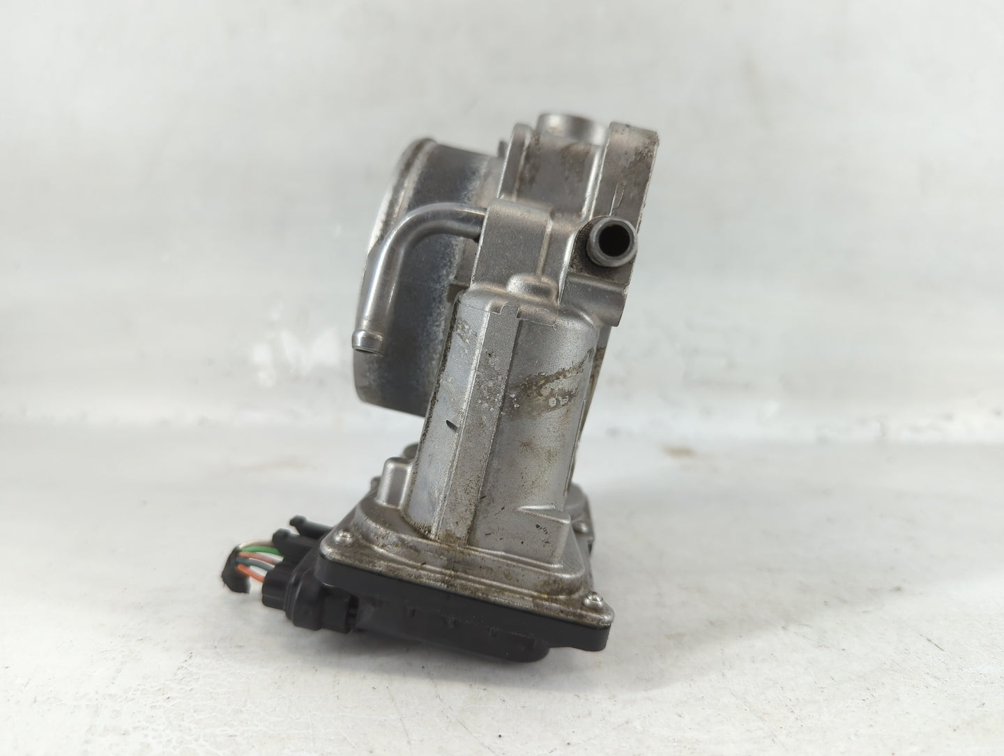 2020-2022 Hyundai Palisade Throttle Body P/N:35100-3L100 Fits Fits 2017 2018 2019 2020 2021 2022 OEM Used Auto Parts - Oemus