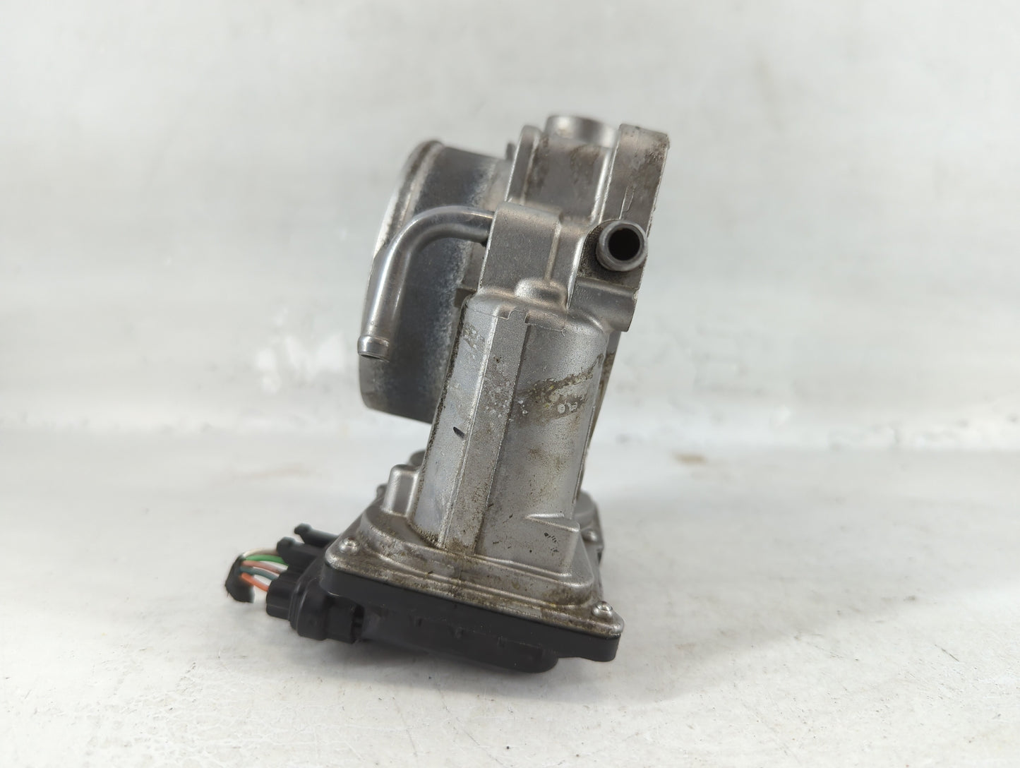 2020-2022 Hyundai Palisade Throttle Body P/N:35100-3L100 Fits Fits 2017 2018 2019 2020 2021 2022 OEM Used Auto Parts - Oemus