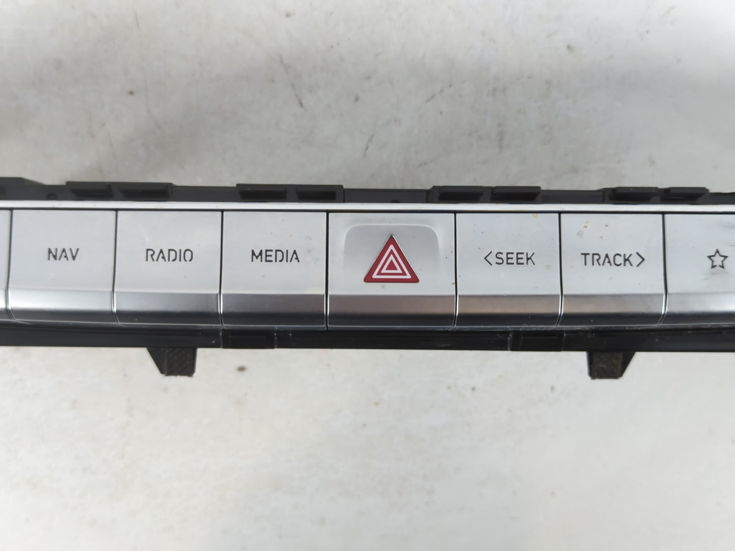 2020-2022 Hyundai Palisade Am Fm Cd Player Radio Receiver - Oemusedautoparts1.com
