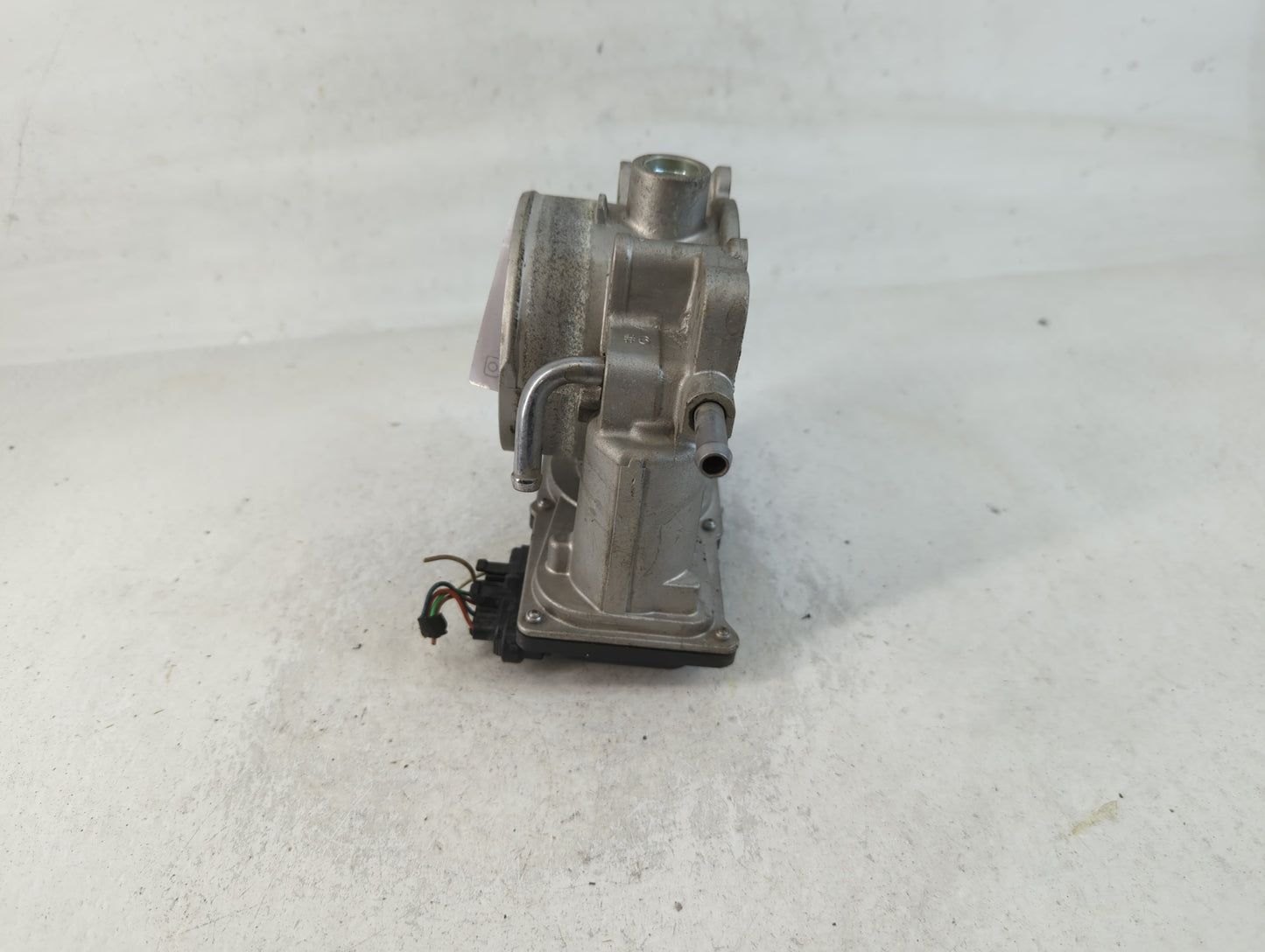2020-2022 Hyundai Palisade Throttle Body P/N:35100-3L100 Fits Fits 2017 2018 2019 2020 2021 2022 OEM Used Auto Parts - Oemus