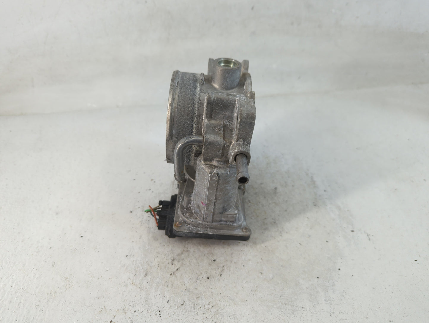 2020-2022 Hyundai Palisade Throttle Body P/N:35100-3E100 Fits Fits 2017 2018 2019 2020 2021 2022 OEM Used Auto Parts - Oemus
