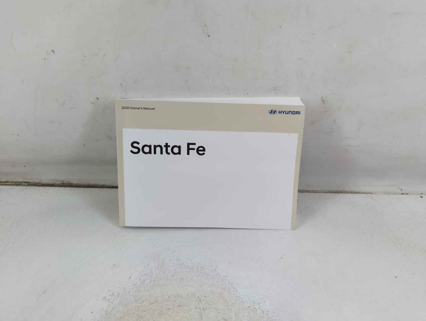 2020 Hyundai Santa Fe Owners Manual Book Guide P/N:LS2U-EU97B OEM Used Auto Parts - Oemusedautoparts1.com