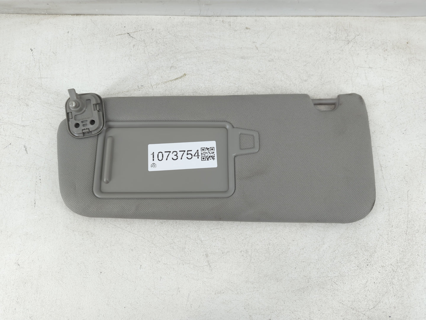 2019-2021 Hyundai Santa Fe Sun Visor Shade Replacement Driver Left Mirror Fits Fits 2019 2020 2021 OEM Used Auto Parts - Oem
