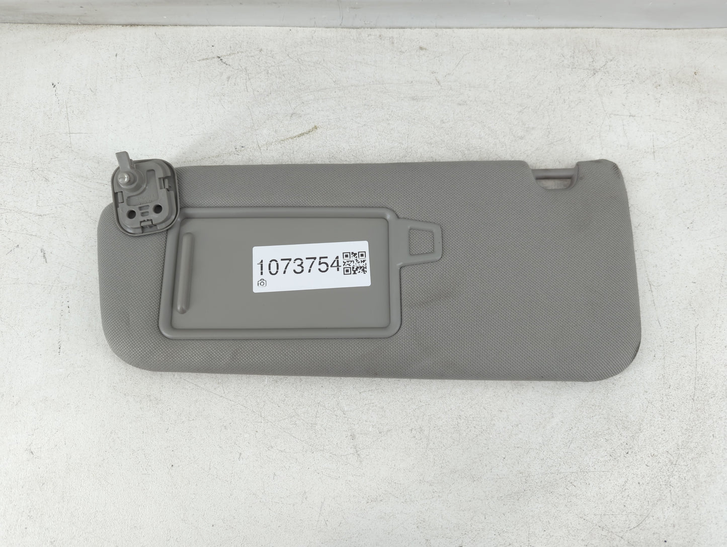 2019-2021 Hyundai Santa Fe Sun Visor Shade Replacement Driver Left Mirror Fits Fits 2019 2020 2021 OEM Used Auto Parts - Oem