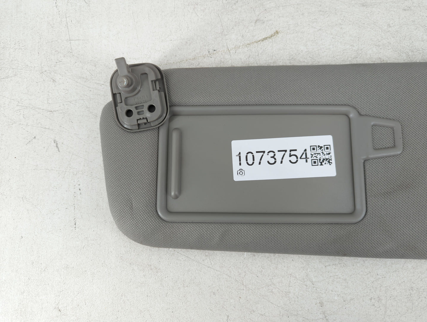 2019-2021 Hyundai Santa Fe Sun Visor Shade Replacement Driver Left Mirror Fits Fits 2019 2020 2021 OEM Used Auto Parts - Oem
