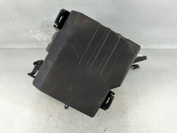 2019-2020 Hyundai Santa Fe Fusebox Fuse Box Panel Relay Module P/N:91956-S2021 Fits Fits 2019 2020 OEM Used Auto Parts - Oem