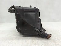 2019-2020 Hyundai Santa Fe Fusebox Fuse Box Panel Relay Module P/N:91200S2470TA Fits Fits 2019 2020 OEM Used Auto Parts - Oe