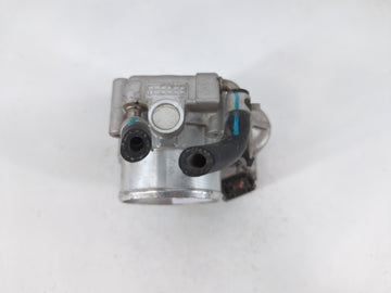 2019-2020 Hyundai Santa Fe Throttle Body P/N:35100-2G600 Fits Fits 2015 2016 2017 2018 2019 2020 2021 OEM Used Auto Parts