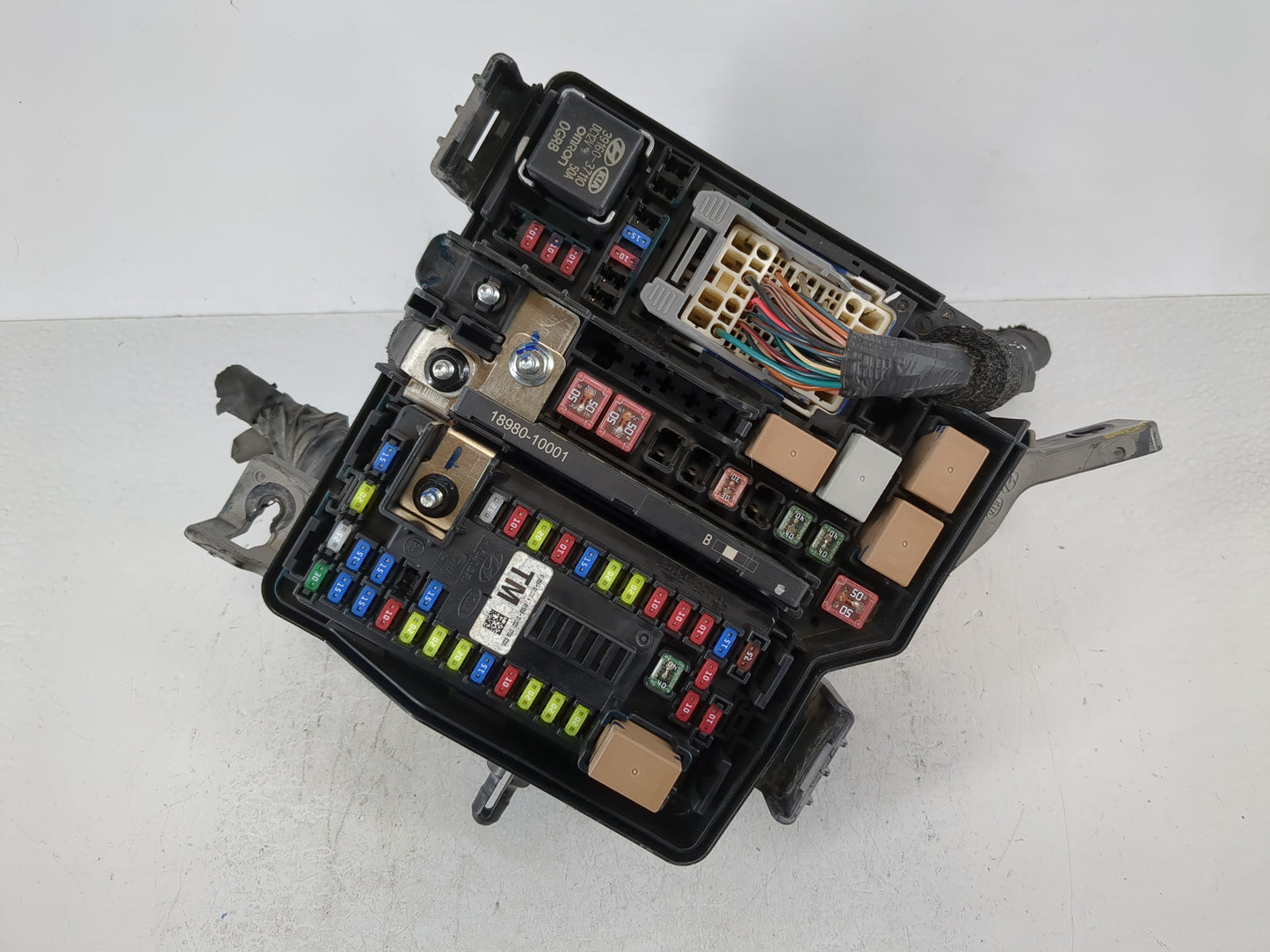 2019-2020 Hyundai Santa Fe Fusebox Fuse Box Panel Relay Module P/N:91956-S2021 Fits Fits 2019 2020 OEM Used Auto Parts - Oem