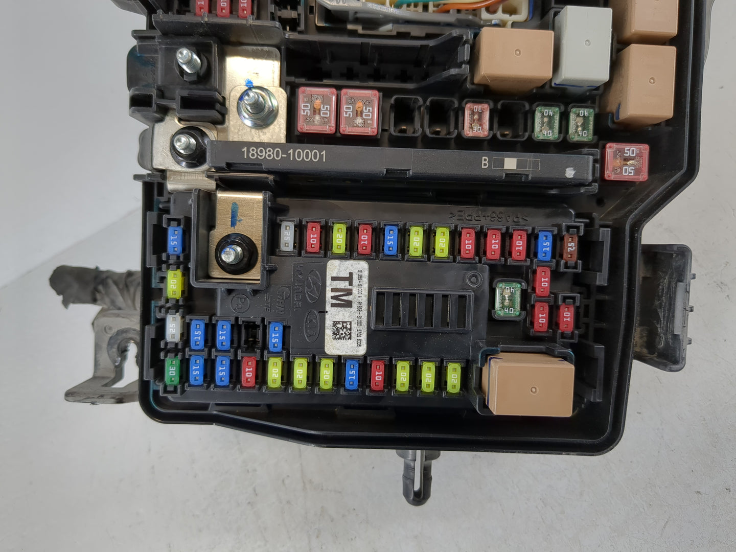 2019-2020 Hyundai Santa Fe Fusebox Fuse Box Panel Relay Module P/N:91956-S2021 Fits Fits 2019 2020 OEM Used Auto Parts - Oem