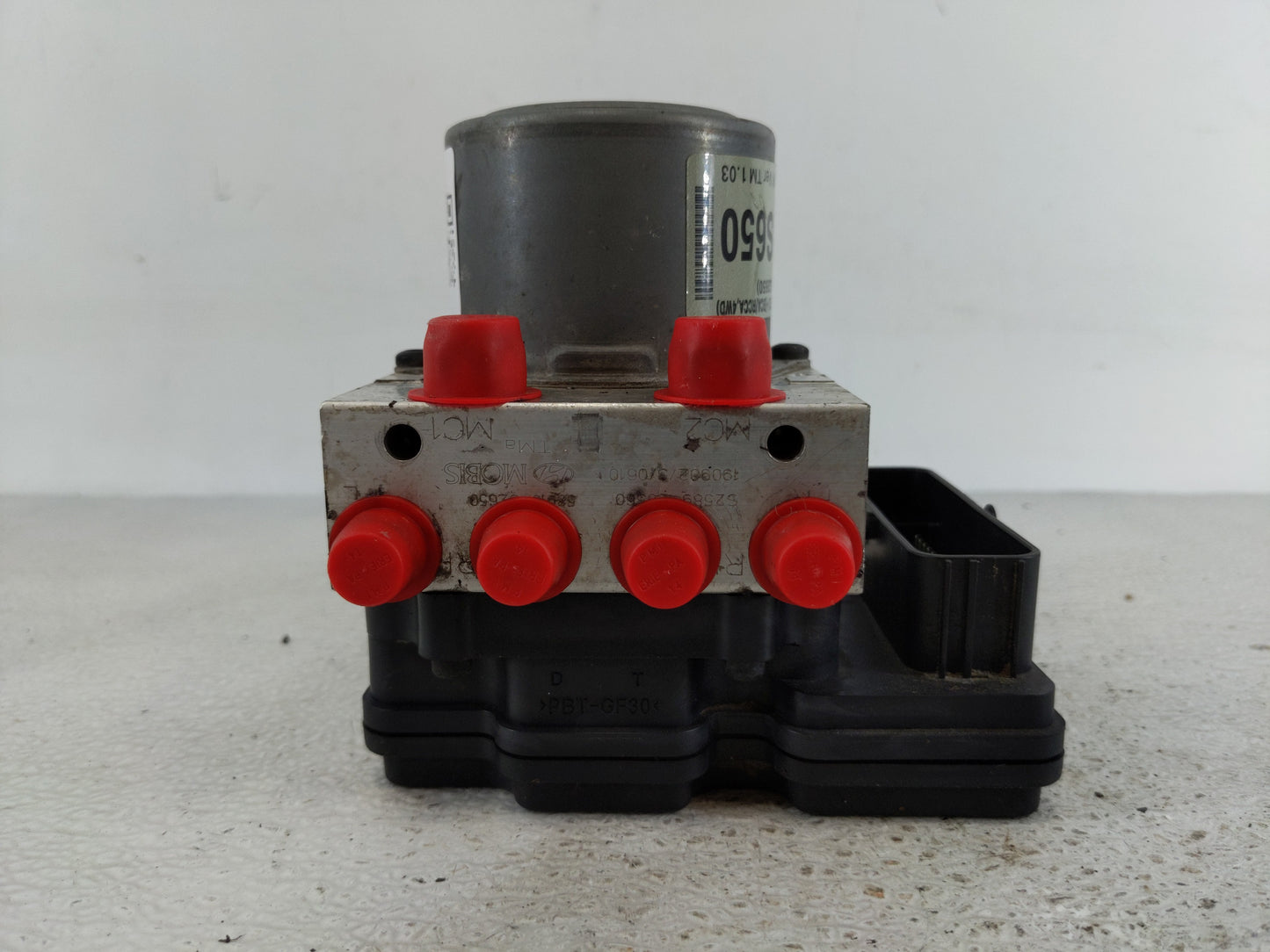 2019-2020 Hyundai Santa Fe ABS Pump Control Module Replacement P/N:58900-S2650 Fits Fits 2019 2020 OEM Used Auto Parts - Oem