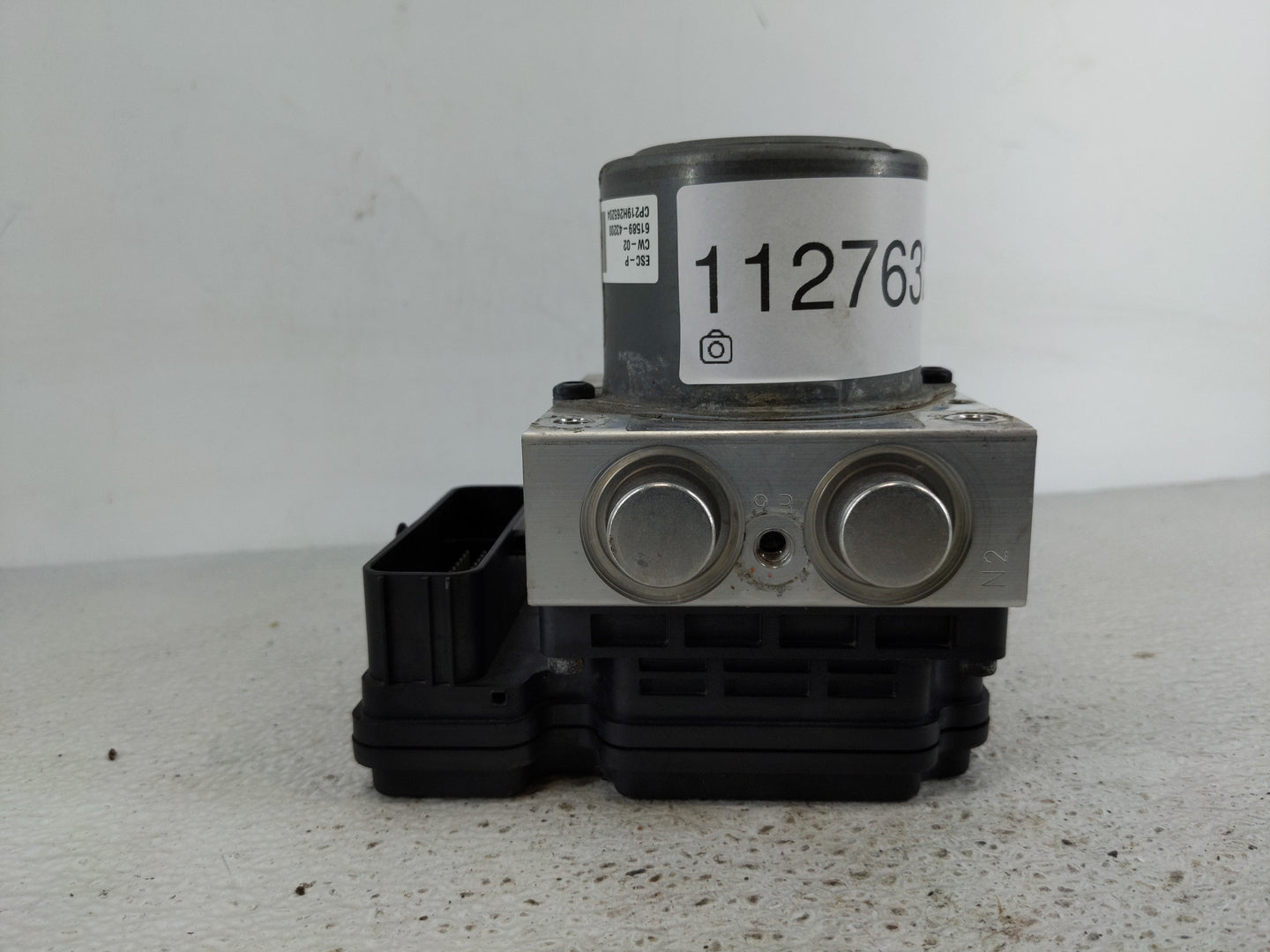 2019-2020 Hyundai Santa Fe ABS Pump Control Module Replacement P/N:58900-S2650 Fits Fits 2019 2020 OEM Used Auto Parts - Oem