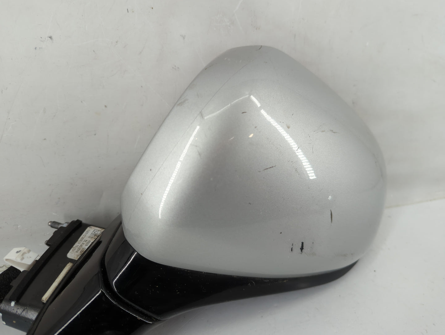 2020 Hyundai Santa Fe Driver Side View Mirror - Left Door Mirror OEM Used - Oemusedautoparts1.com