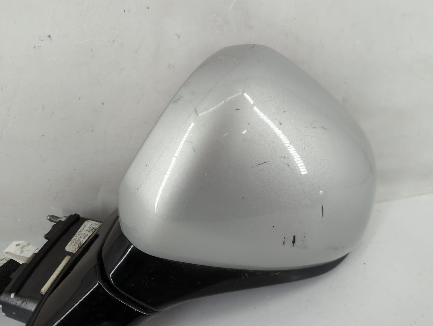 2020 Hyundai Santa Fe Driver Side View Mirror - Left Door Mirror OEM Used - Oemusedautoparts1.com