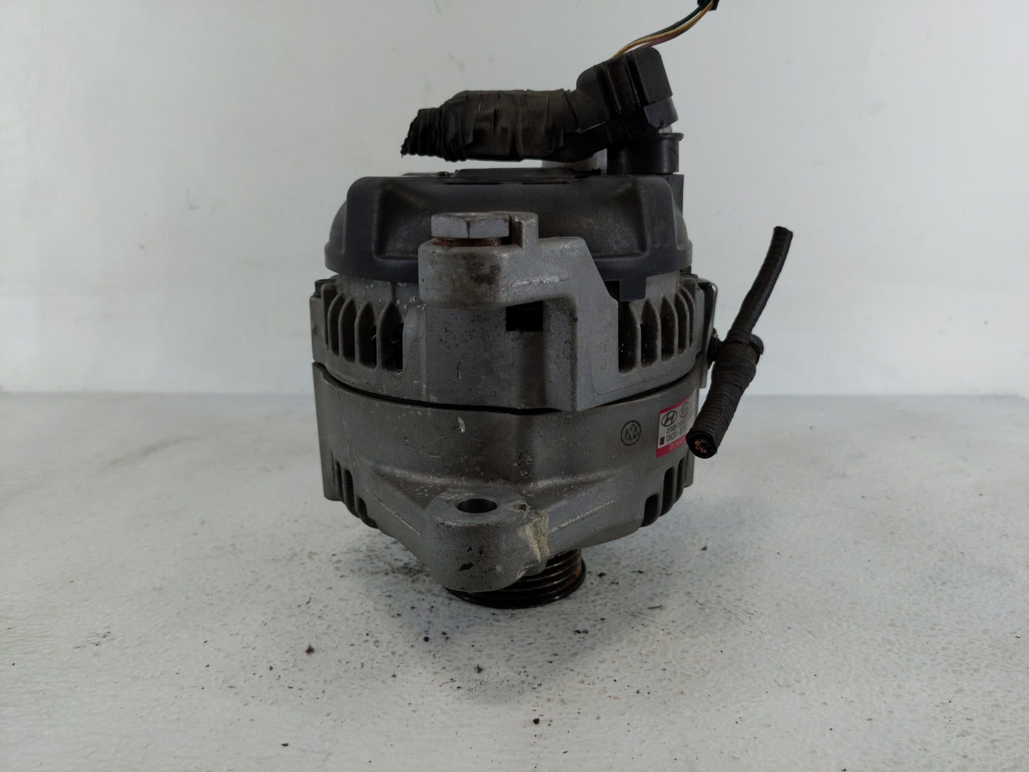 2019-2020 Hyundai Santa Fe Alternator Replacement Generator Charging Assembly Engine OEM P/N:37300-2G061 Fits OEM Used Auto 