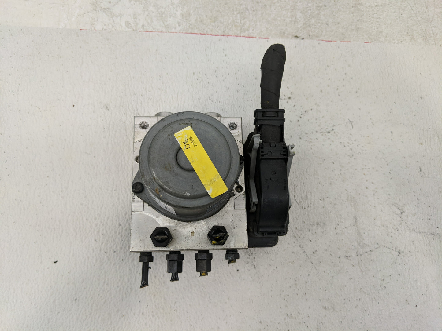 2019-2020 Hyundai Santa Fe ABS Pump Control Module Replacement P/N:S2589-30800 Fits Fits 2019 2020 OEM Used Auto Parts - Oem