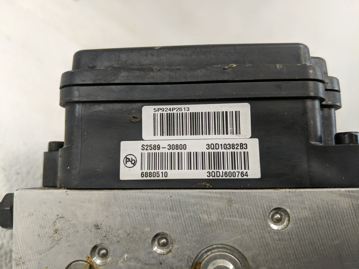 2019-2020 Hyundai Santa Fe Anti-Lock Brake ABS Pump Module Actuator OEM P/N:S2589-30800 Fits Fits 2019 2020 OEM Used Auto Pa