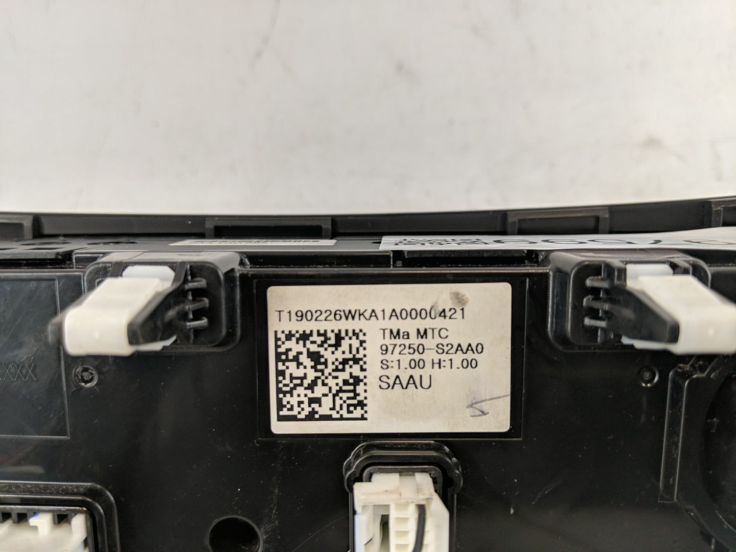 2019-2020 Hyundai Santa Fe Climate Control Module Temperature AC/Heater Replacement P/N:97250-S2AA1 Fits Fits 2019 2020 OEM 