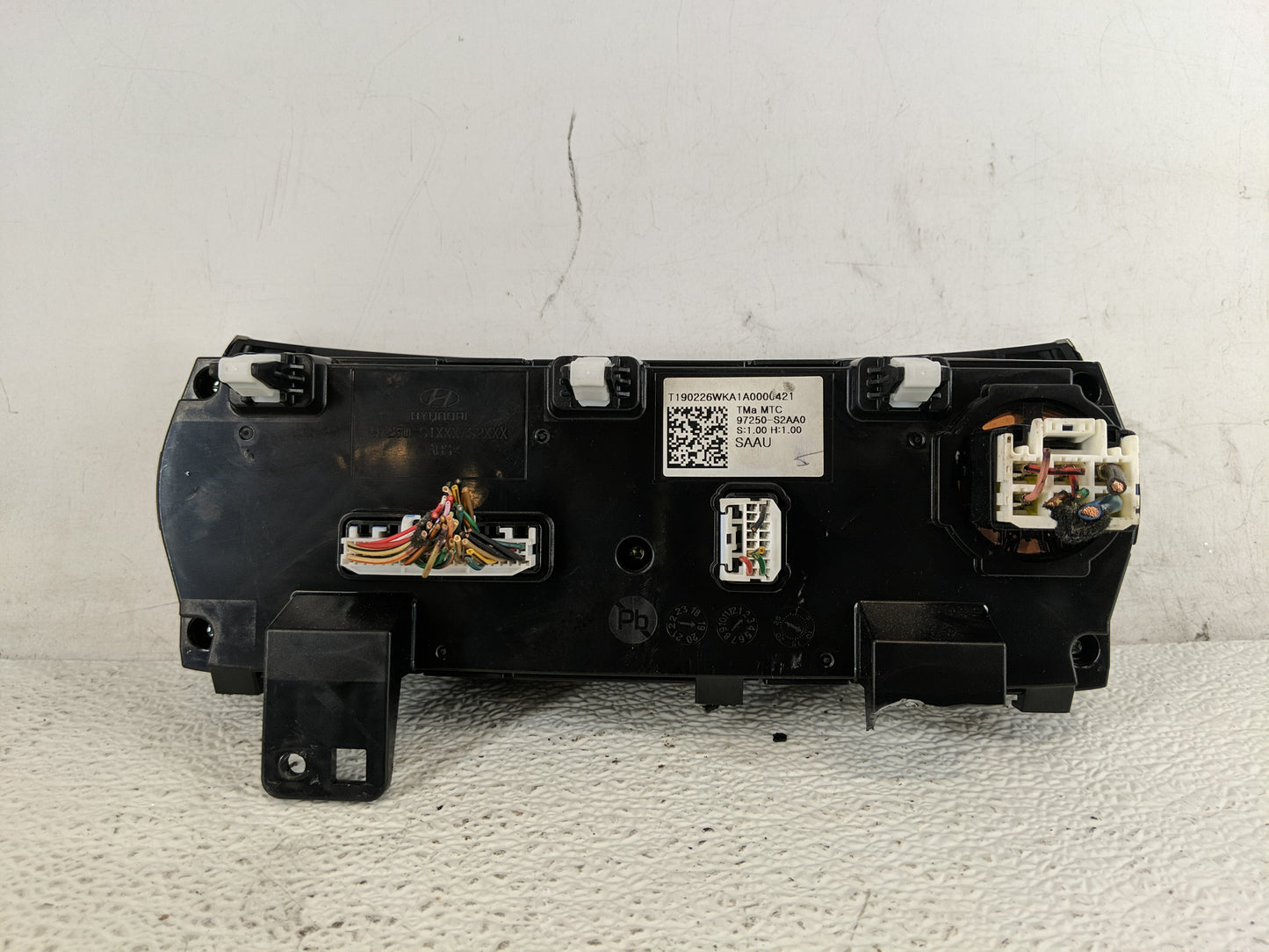 2019-2020 Hyundai Santa Fe Climate Control Module Temperature AC/Heater Replacement P/N:97250-S2AA1 Fits Fits 2019 2020 OEM 