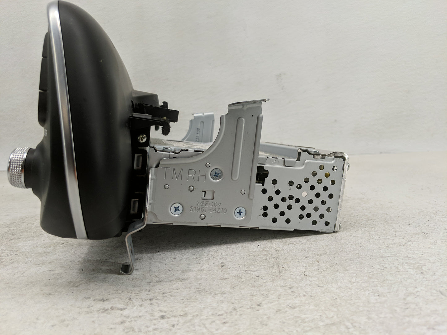 2019-2020 Hyundai Santa Fe Radio AM FM Cd Player Receiver Replacement P/N:96160-S2300VCS Fits Fits 2019 2020 OEM Used Auto P