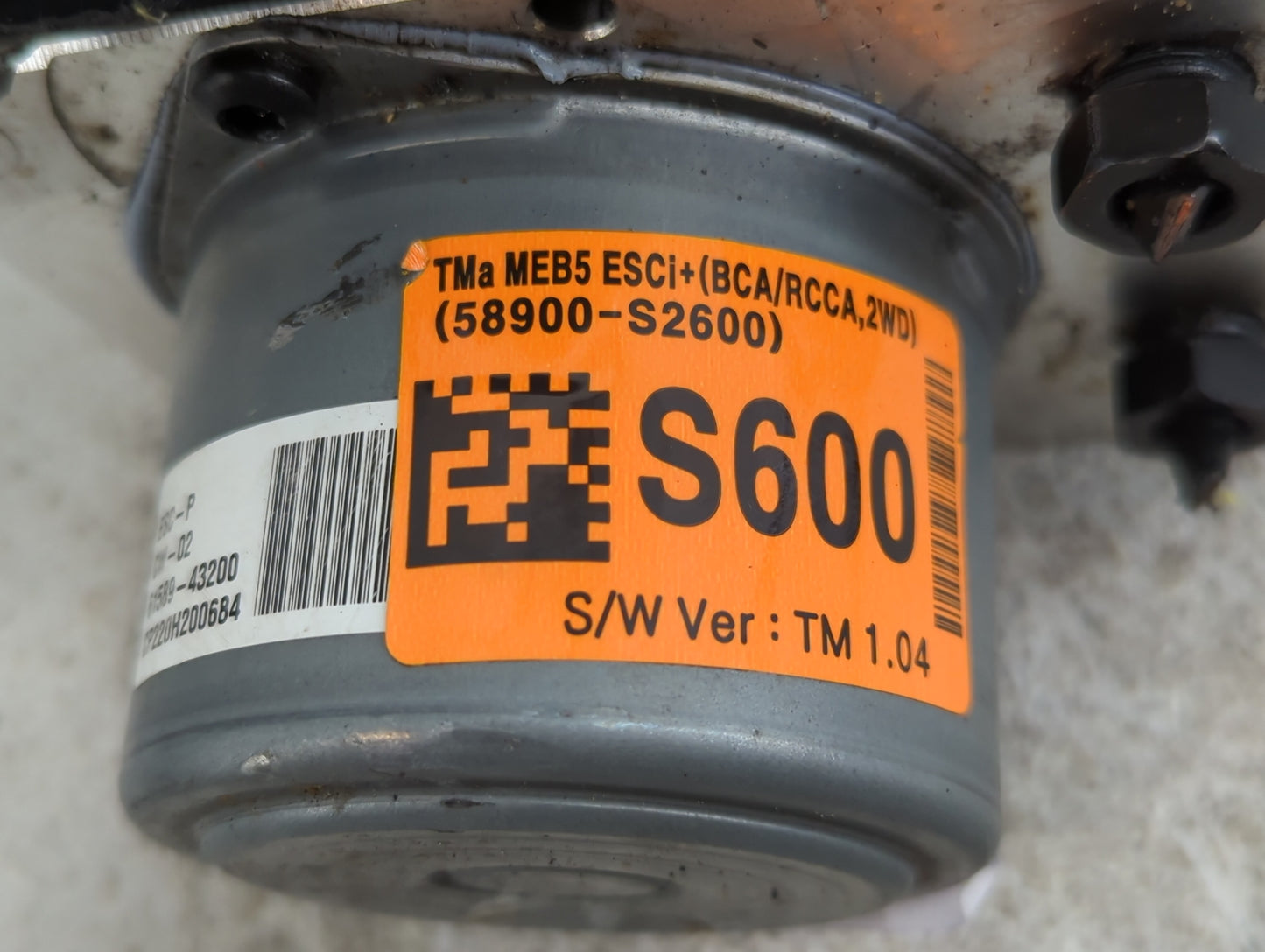 2019-2020 Hyundai Santa Fe ABS Pump Control Module Replacement P/N:58900-S2600 Fits Fits 2019 2020 OEM Used Auto Parts - Oem