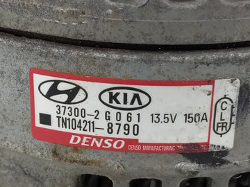 2019-2020 Hyundai Santa Fe Alternator Replacement Generator Charging Assembly Engine OEM P/N:TN104211-8790 37300-2G061 Fits OEM Used Auto Parts