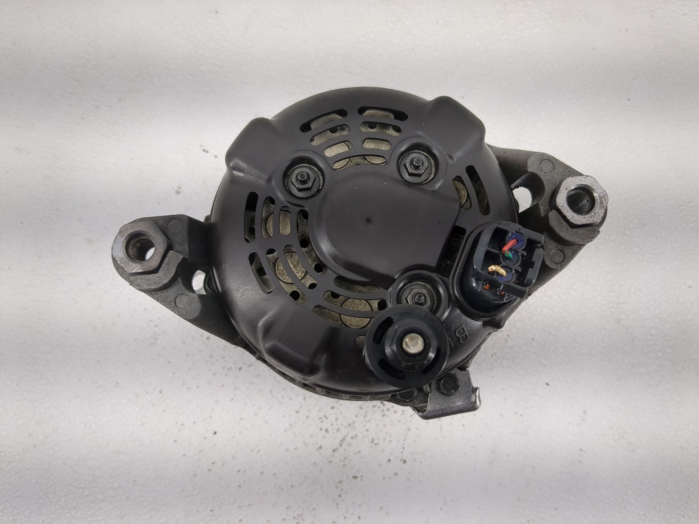 2019-2020 Hyundai Santa Fe Alternator Replacement Generator Charging Assembly Engine OEM P/N:TN104211-8790 37300-2G061 Fits 