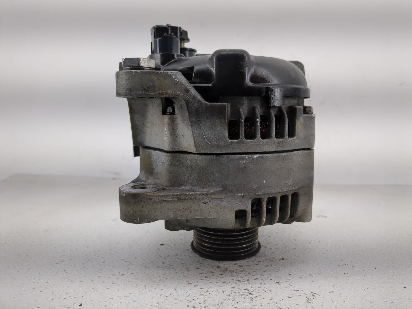 2019-2020 Hyundai Santa Fe Alternator Replacement Generator Charging Assembly Engine OEM P/N:TN104211-8790 37300-2G061 Fits 