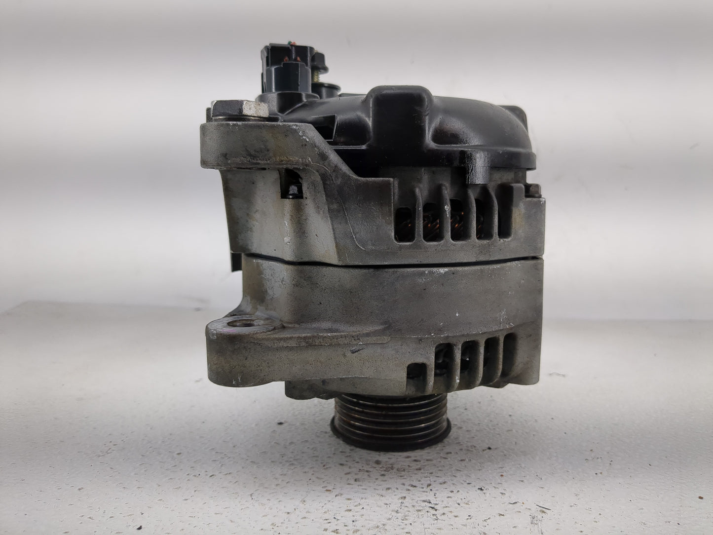 2019-2020 Hyundai Santa Fe Alternator Replacement Generator Charging Assembly Engine OEM P/N:TN104211-8790 37300-2G061 Fits 