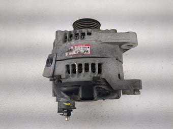 compare product 2019-2020 Hyundai Santa Fe Alternator Replacement Generator Charging Assembly Engine OEM P/N:TN104211-8790 37300-2G061 Fits OEM Used Auto Parts