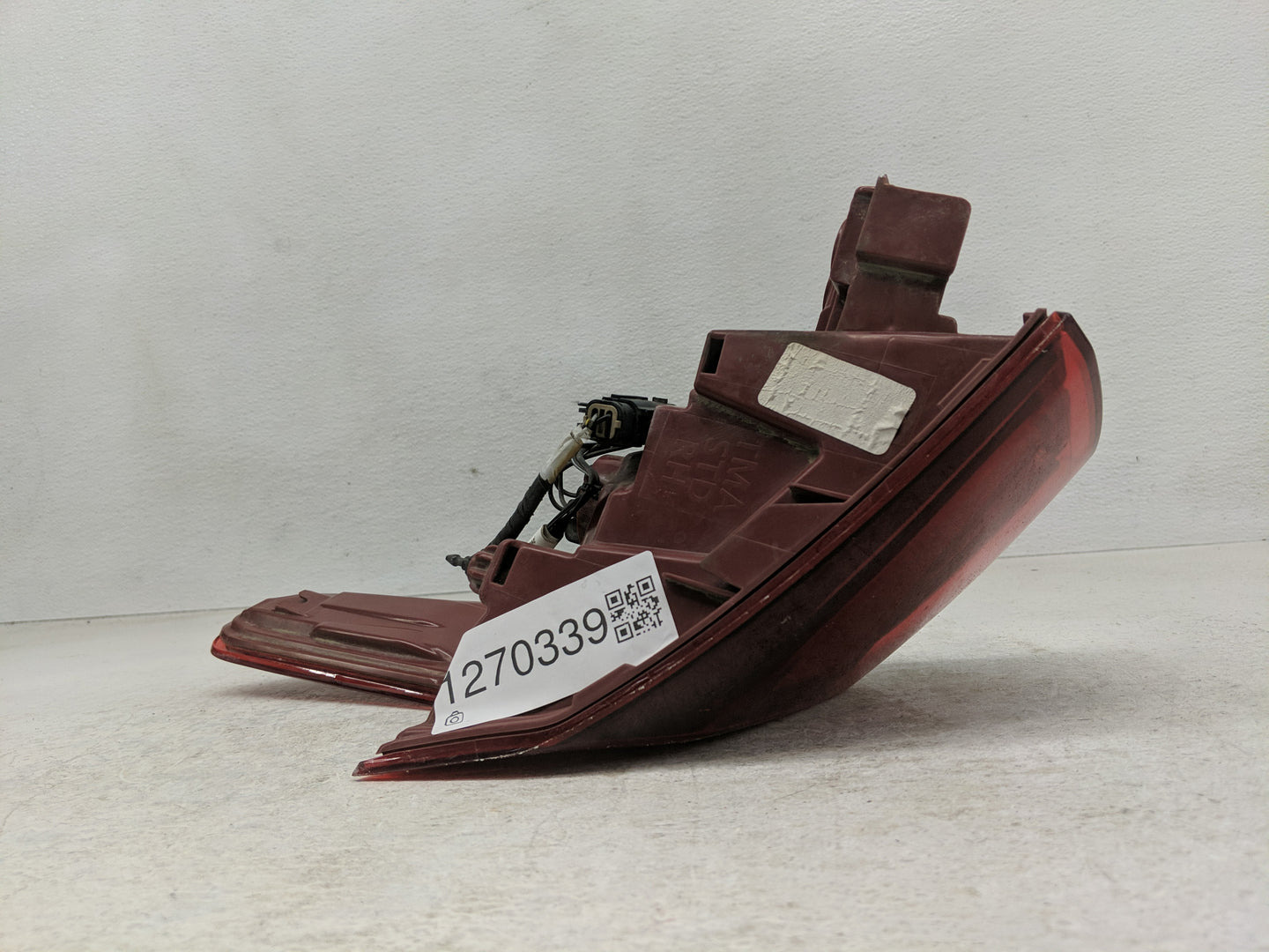 2019-2020 Hyundai Santa Fe Tail Light Assembly Passenger Right OEM Fits Fits 2019 2020 OEM Used Auto Parts - Oemusedautopart