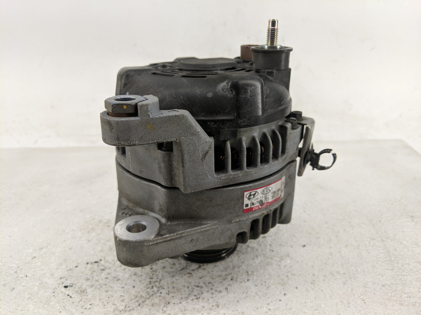 2019-2020 Hyundai Santa Fe Alternator Replacement Generator Charging Assembly Engine OEM P/N:37300-26051 Fits OEM Used Auto 