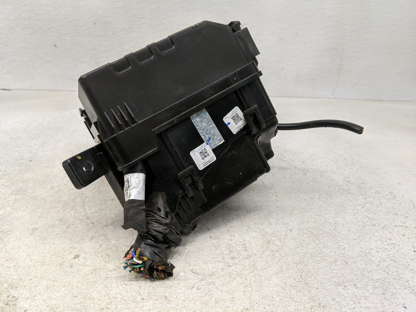 2019-2020 Hyundai Santa Fe Fusebox Fuse Box Panel Relay Module P/N:91956-S2021 91200S2400TA Fits Fits 2019 2020 OEM Used Aut