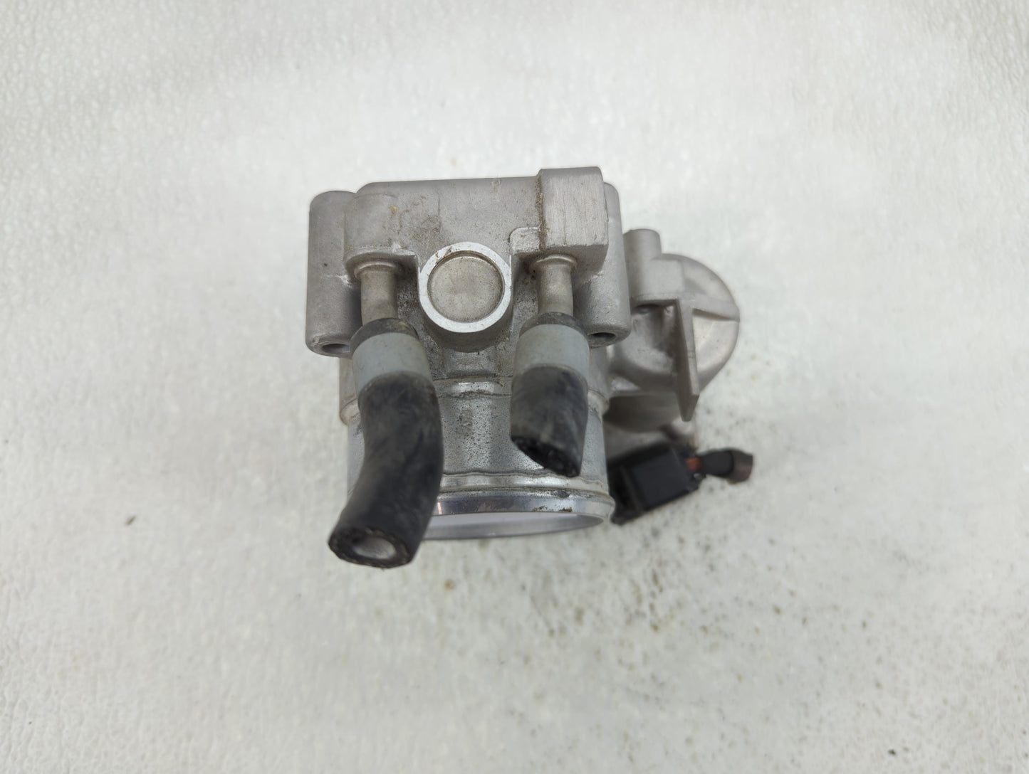 2019-2020 Hyundai Santa Fe Throttle Body P/N:0 280 750 616 35100-2G610 Fits Fits 2015 2016 2017 2018 2019 2020 2021 OEM Used