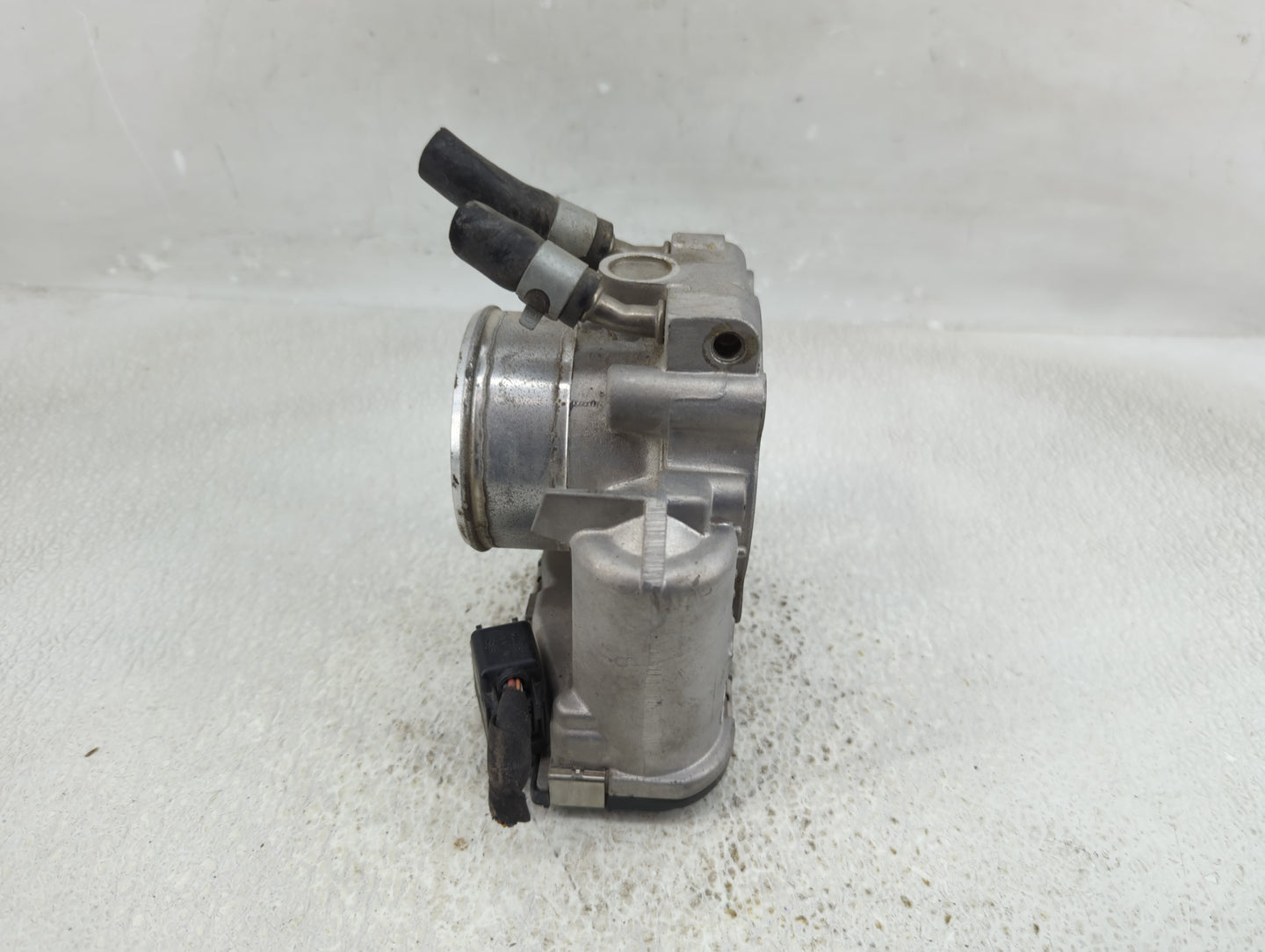 2019-2020 Hyundai Santa Fe Throttle Body P/N:0 280 750 616 35100-2G610 Fits Fits 2015 2016 2017 2018 2019 2020 2021 OEM Used