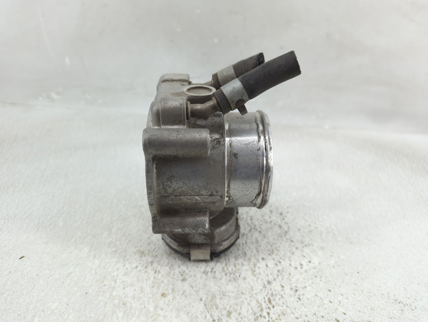 2019-2020 Hyundai Santa Fe Throttle Body P/N:0 280 750 616 35100-2G610 Fits Fits 2015 2016 2017 2018 2019 2020 2021 OEM Used