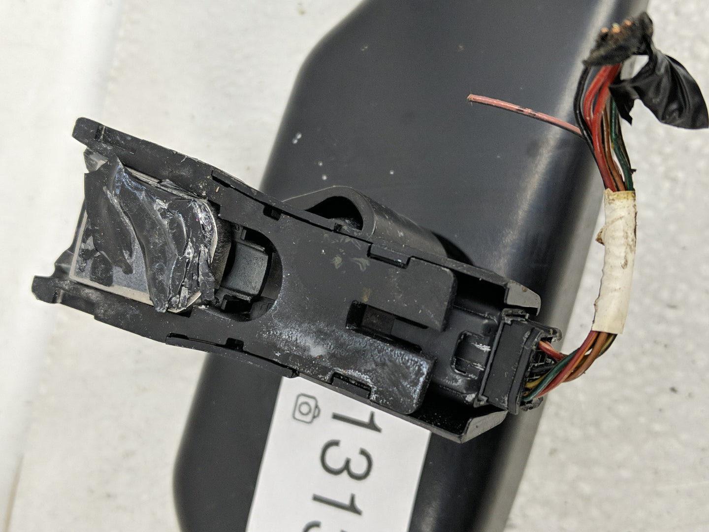 2013-2020 Hyundai Santa Fe Interior Rear View Mirror Replacement OEM P/N:85101‑2V200 Fits OEM Used Auto Parts - Oemusedautop