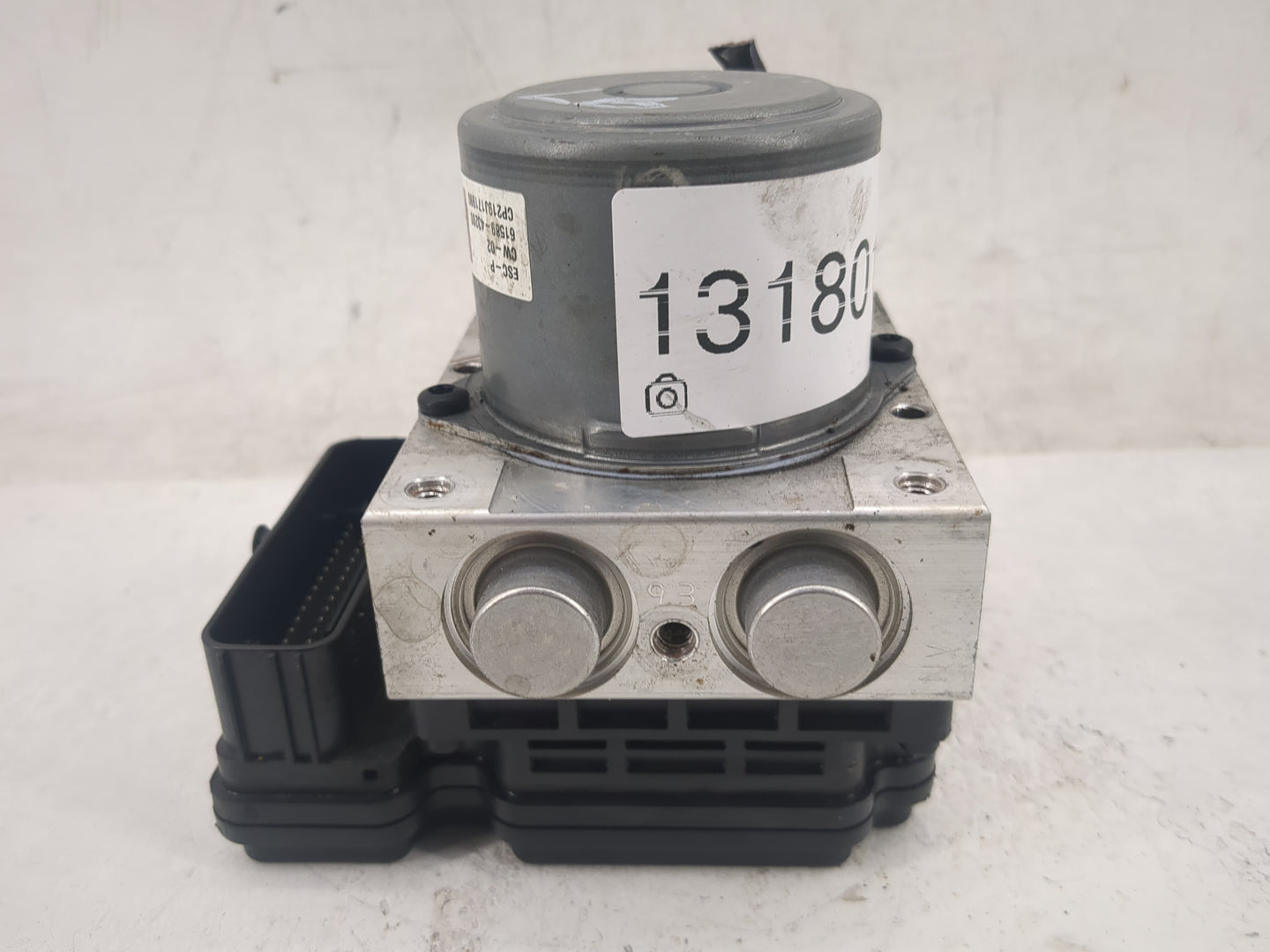 2019-2020 Hyundai Santa Fe ABS Pump Control Module Replacement P/N:58900-S2600 Fits Fits 2019 2020 OEM Used Auto Parts - Oem