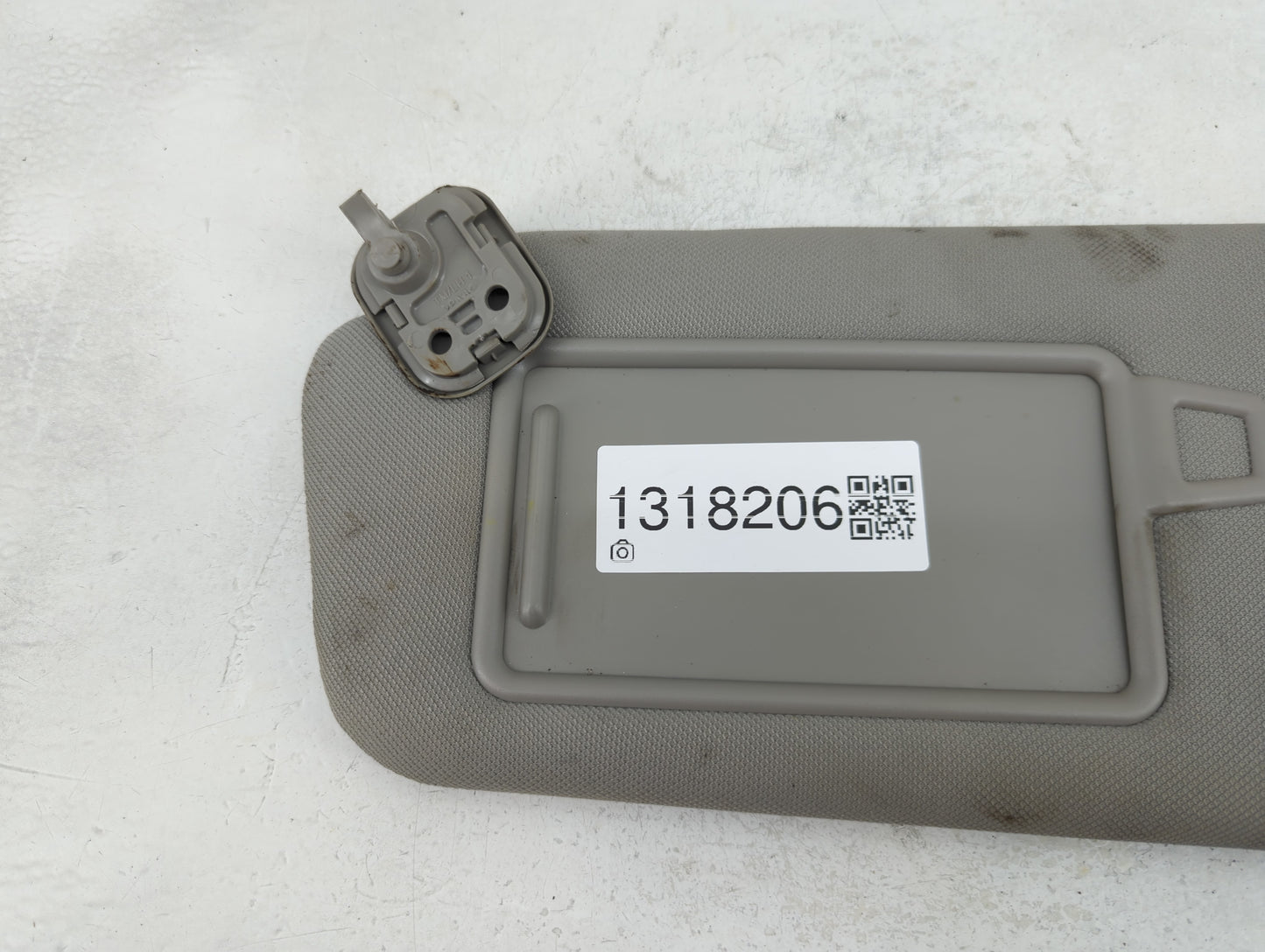2019-2021 Hyundai Santa Fe Sun Visor Shade Replacement Driver Left Mirror Fits Fits 2019 2020 2021 OEM Used Auto Parts - Oem
