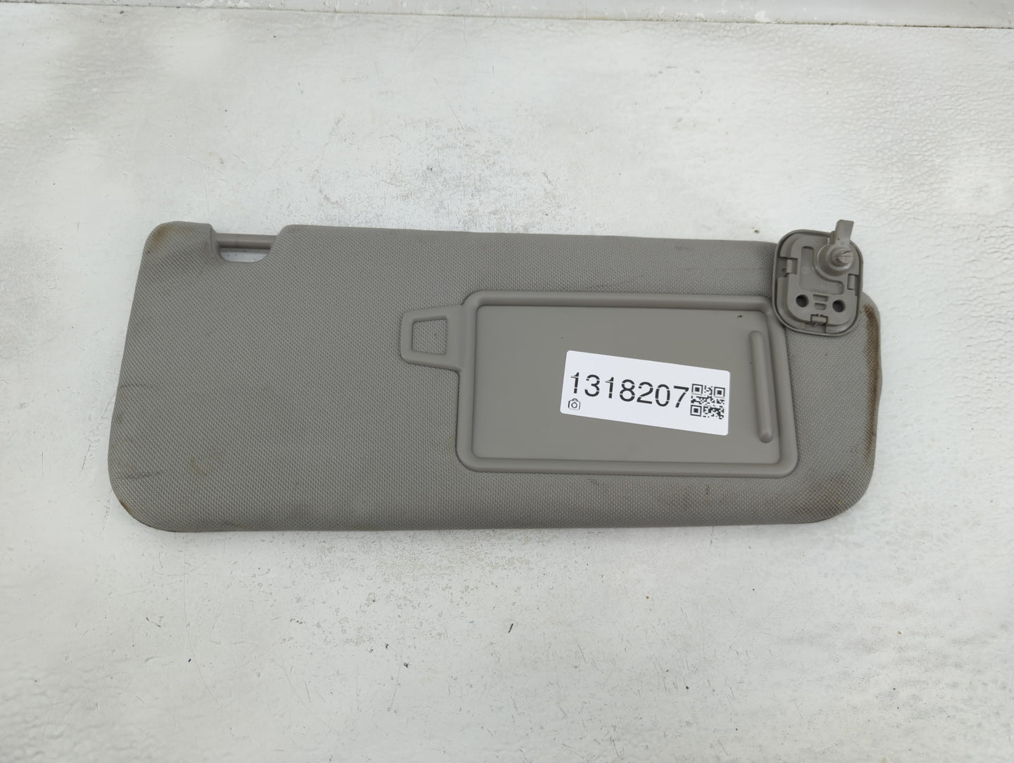 2019-2021 Hyundai Santa Fe Sun Visor Shade Replacement Passenger Right Mirror Fits Fits 2019 2020 2021 OEM Used Auto Parts -